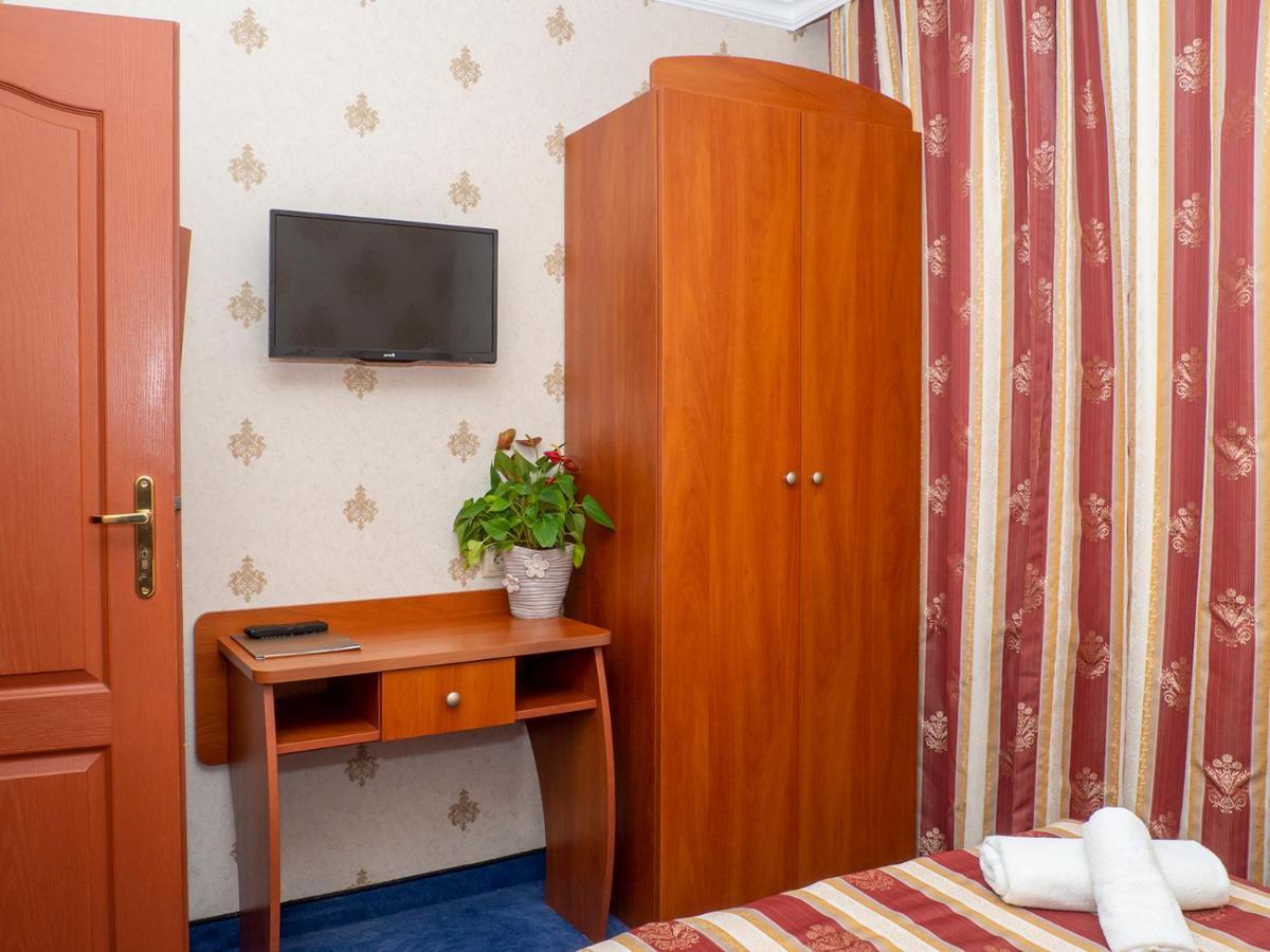 Petar And Pavel Hotel & Relax Center Pomorie Exteriör bild